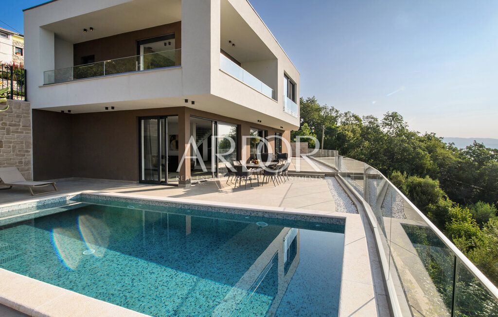 Vila Medveja, Lovran, 209m2