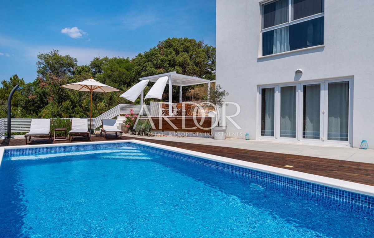 Hiša Žman, Sali, 172m2