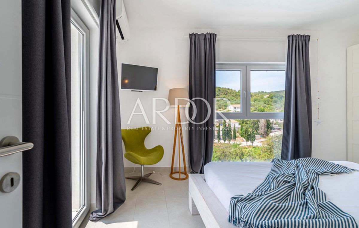 Hiša Žman, Sali, 172m2