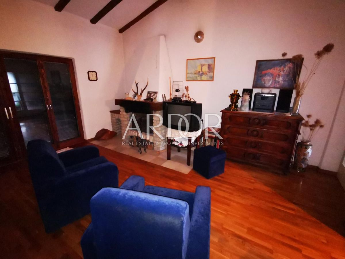 Hiša Dobrinj, 139m2