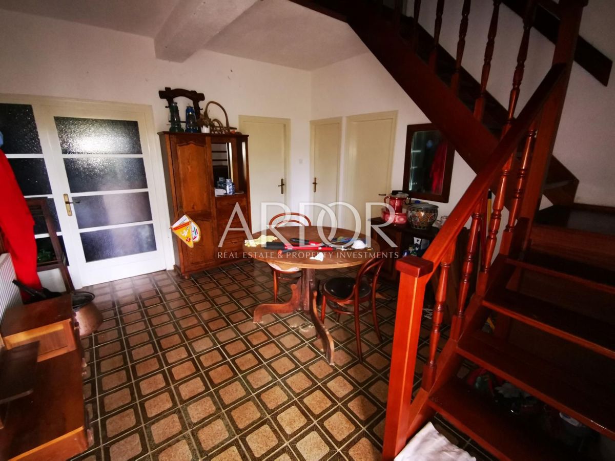 Hiša Dobrinj, 139m2