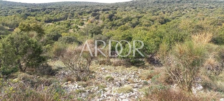 Zemljišče Ustrine, Mali Lošinj, 5.401m2