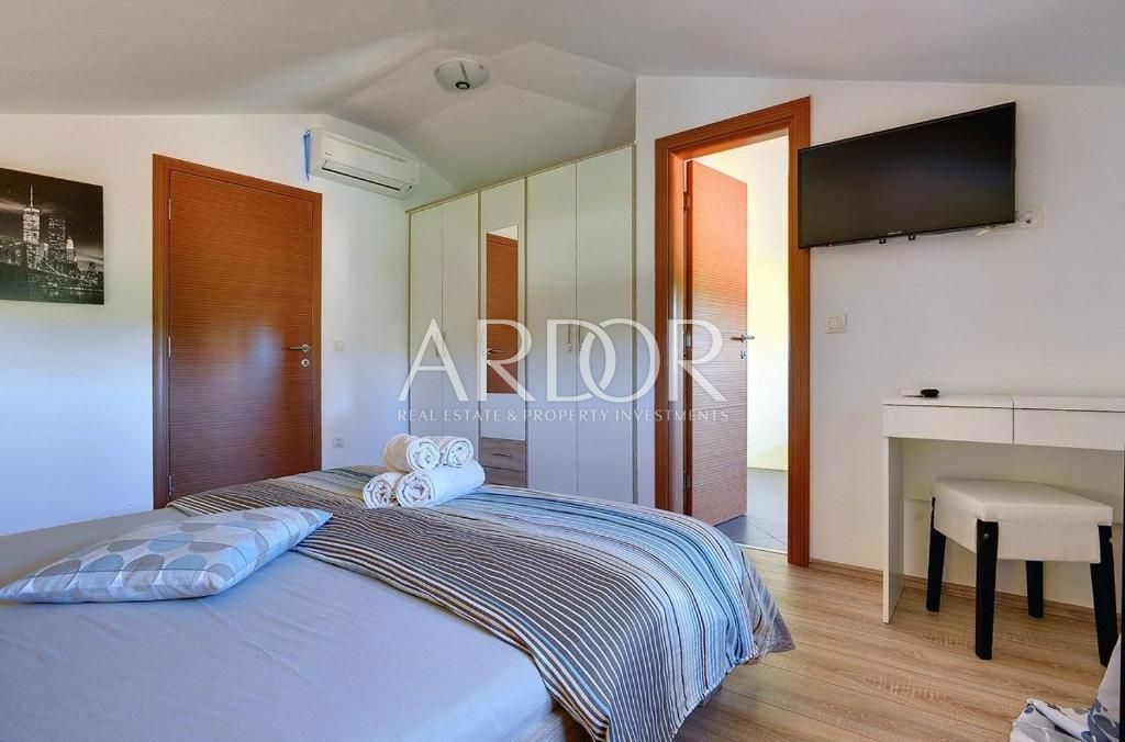 Hiša Rovinjsko Selo, Rovinj, 385m2