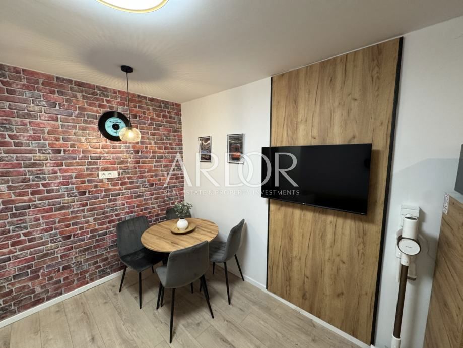 Apartmaj Centar, Rijeka, 82m2