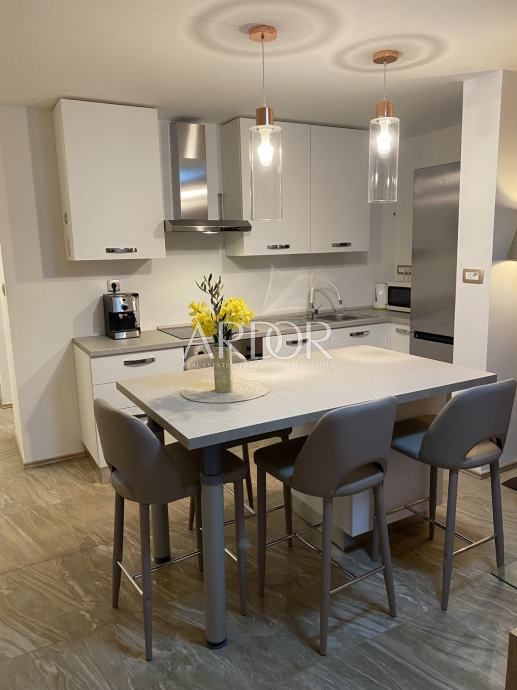 Apartmaj Oprić, Opatija - Okolica, 39m2