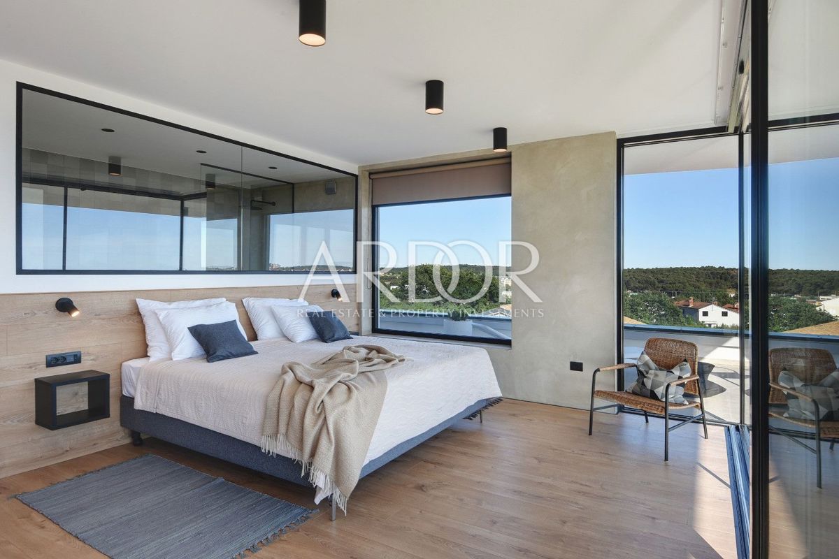 Vila Centar, Pula, 470m2