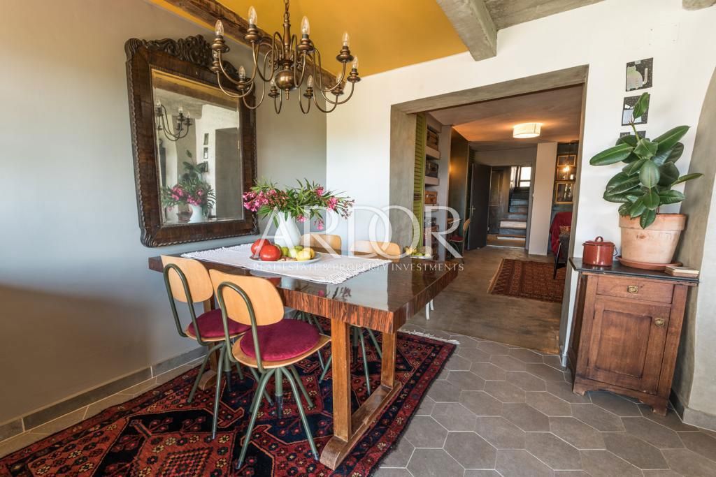 Apartmaj Motovun, 123m2