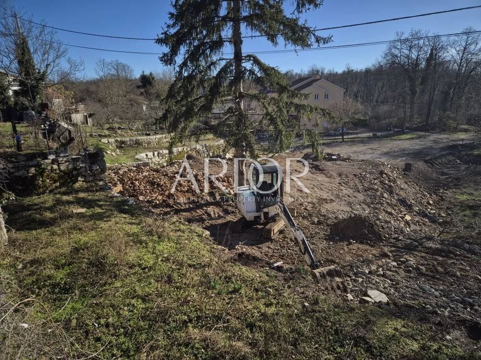 Zemljišče Jurdani, Matulji, 800m2