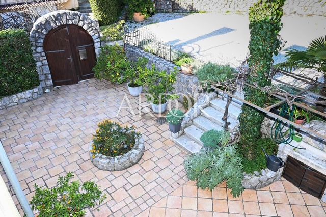 Hiša Opatija - Centar, Opatija, 320m2