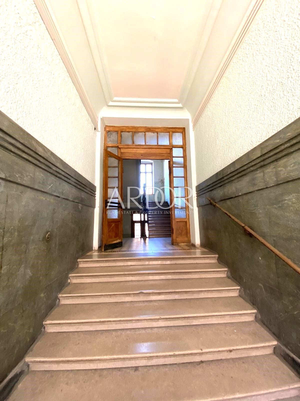 Poslovni prostor Centar, Rijeka, 141,40m2