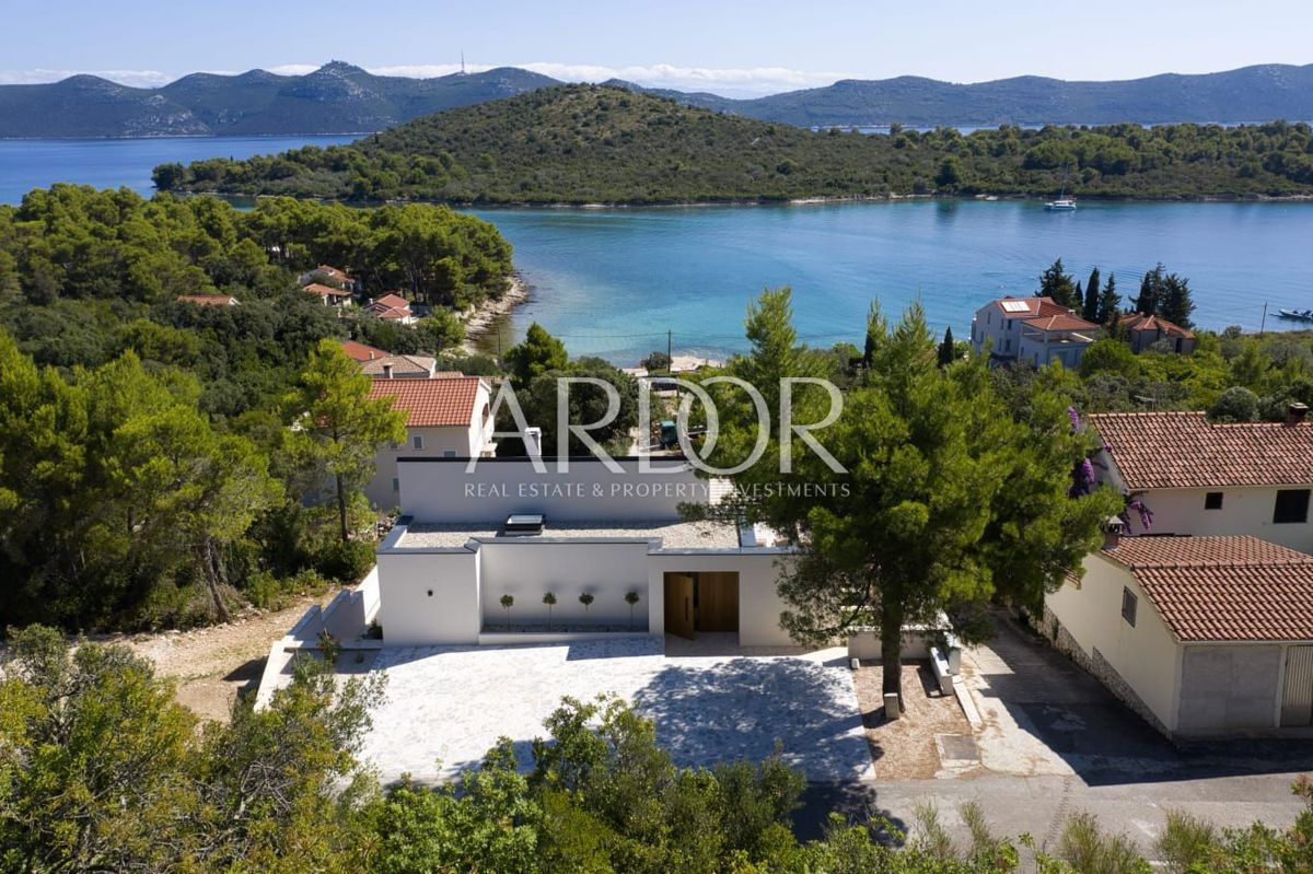 Hiša Mali Iž, Zadar - Okolica, 294m2