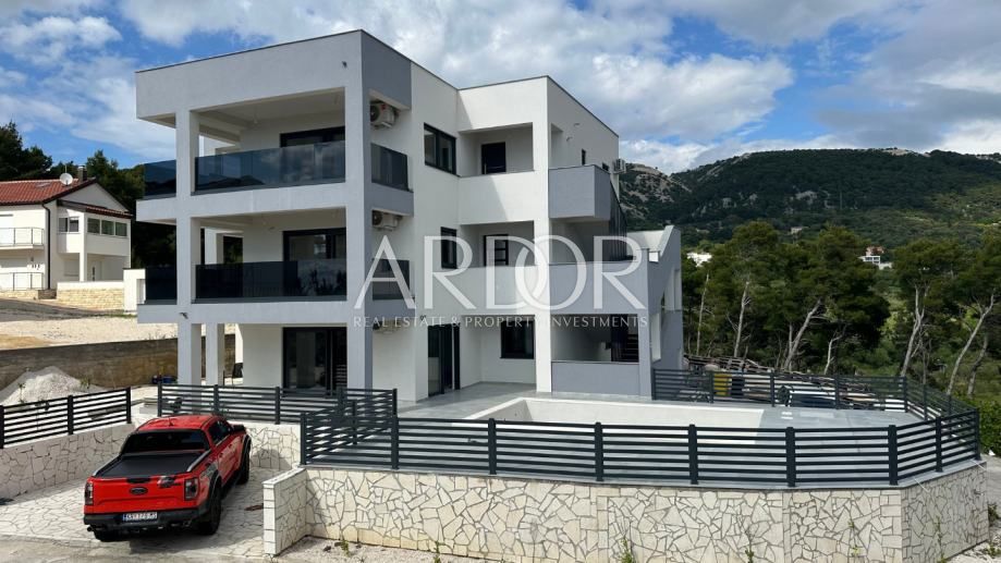 Apartmaj Banjol, Rab, 135m2