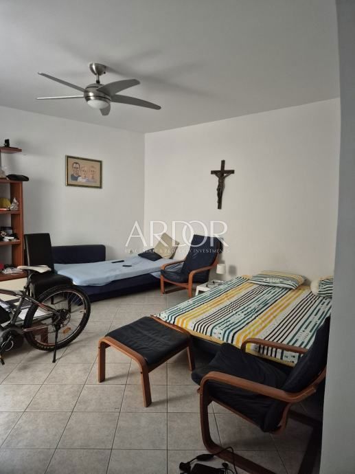 Hiša Novi Vinodolski, 190m2