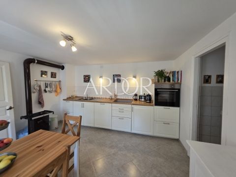 Hiša Grižane-Belgrad, Vinodolska Općina, 80m2