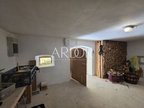 Hiša Grižane-Belgrad, Vinodolska Općina, 80m2