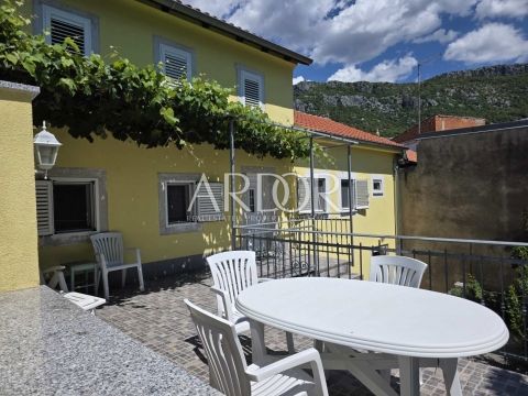 Hiša Grižane-Belgrad, Vinodolska Općina, 80m2