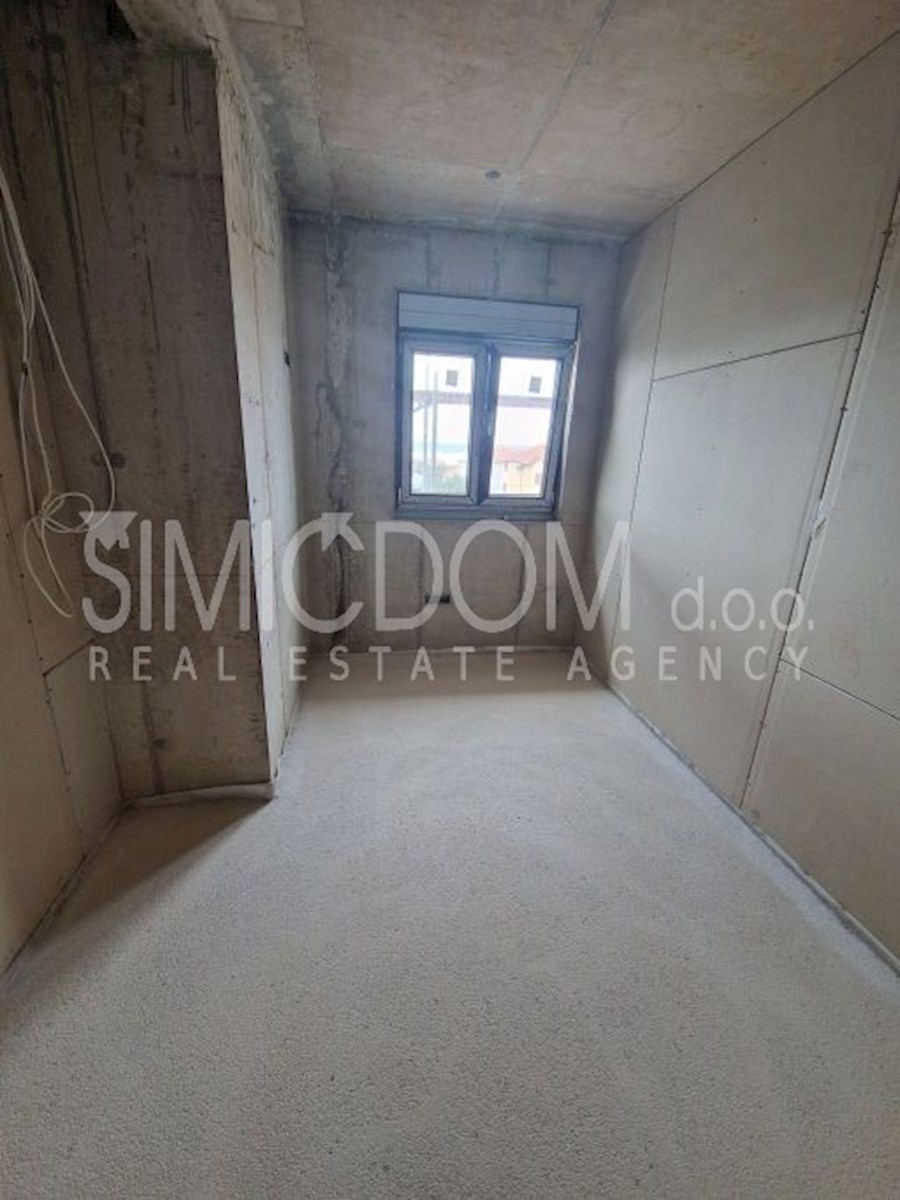 Luksuzni penthouse blizu morja, Kaštel Kambelovac