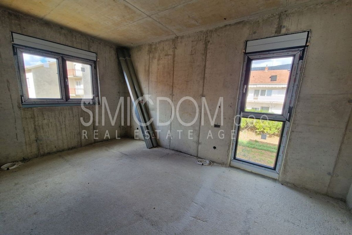 Luksuzni penthouse blizu morja, Kaštel Kambelovac