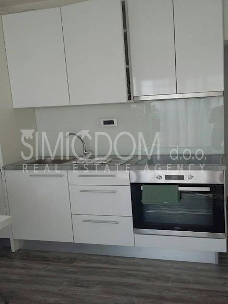 Hiša z odprtim pogledom na morje, Sevid