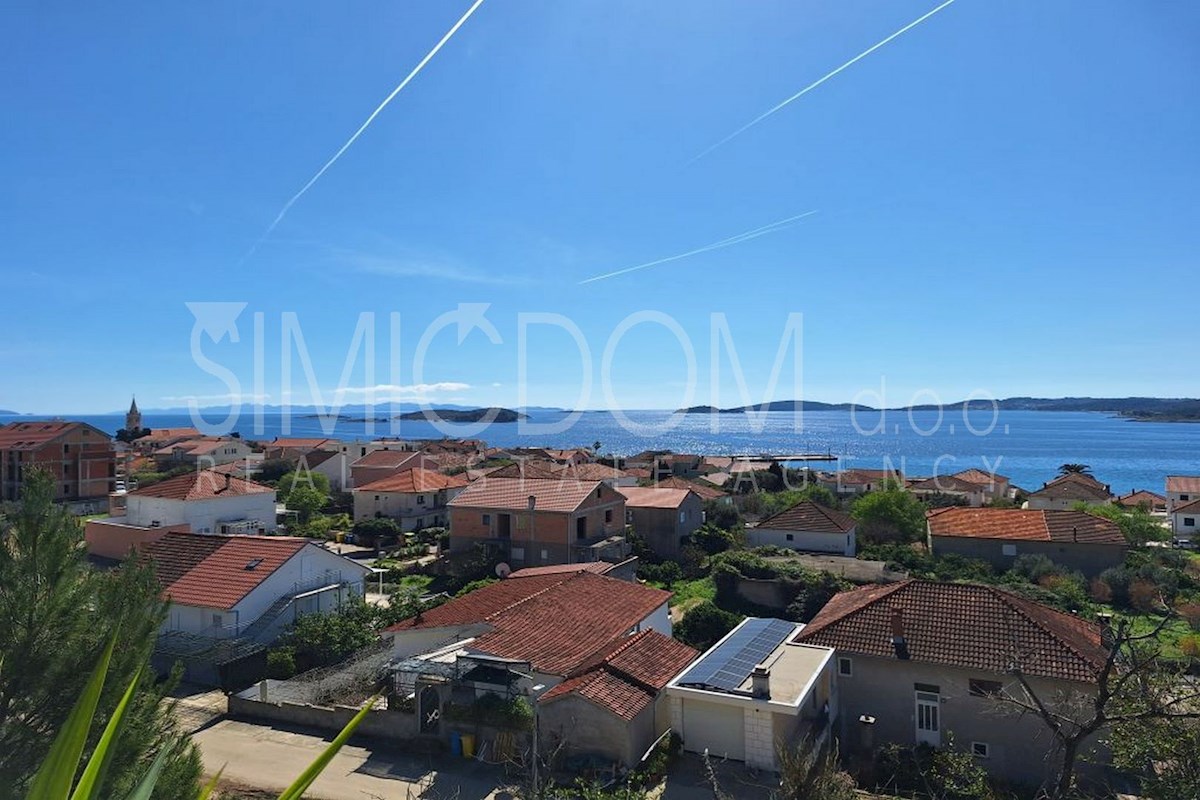 Stanovanje v središču Orebića, naprodaj