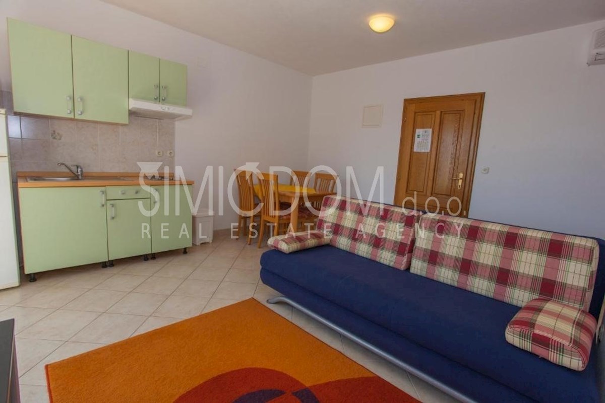 Apartmajska vila druga vrsta do morja, Makarska riviera