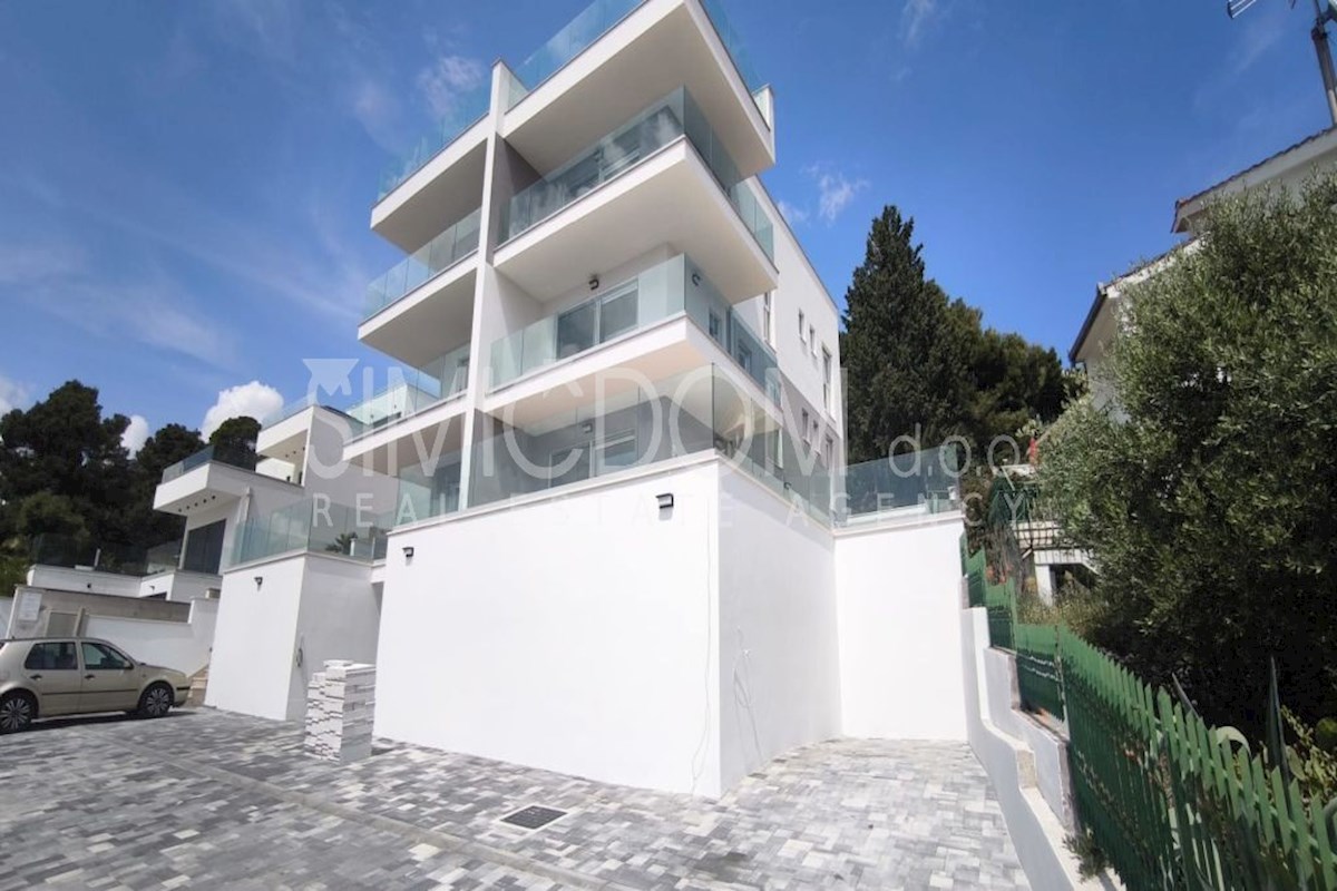 Penthouse stanovanje z odličnim razgledom