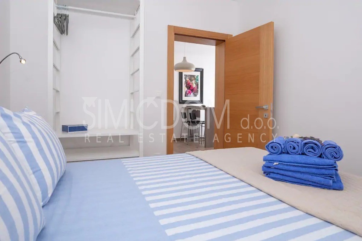 Opremljeno in urejeno dvosobno stanovanje, Brač