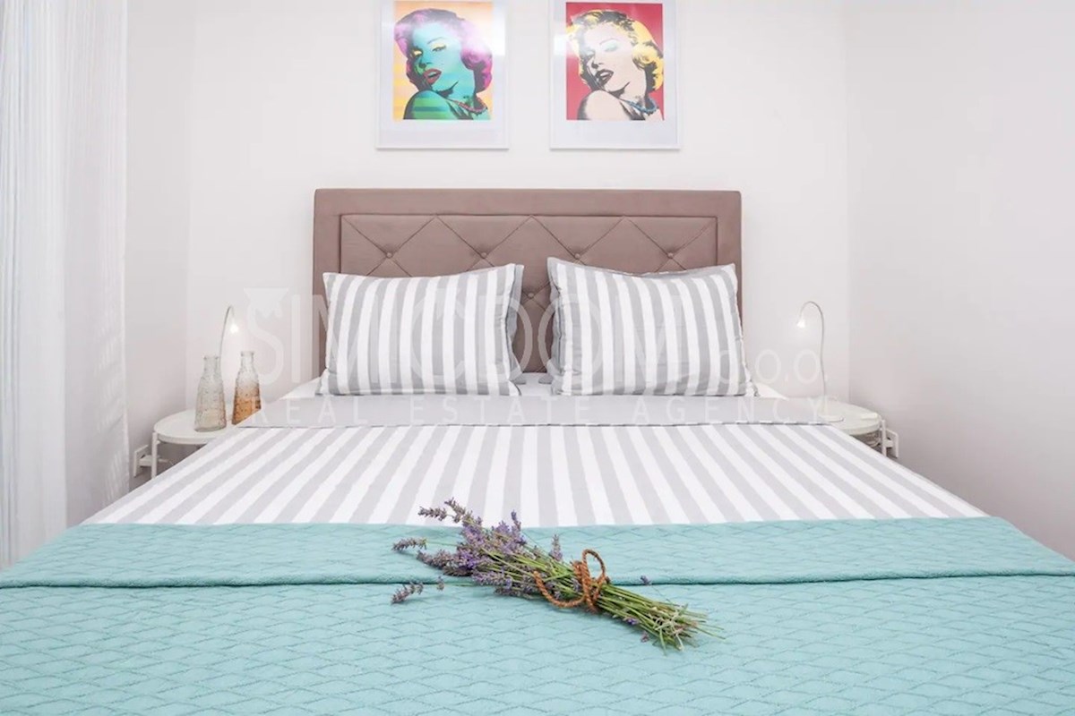 Opremljeno in urejeno dvosobno stanovanje, Brač