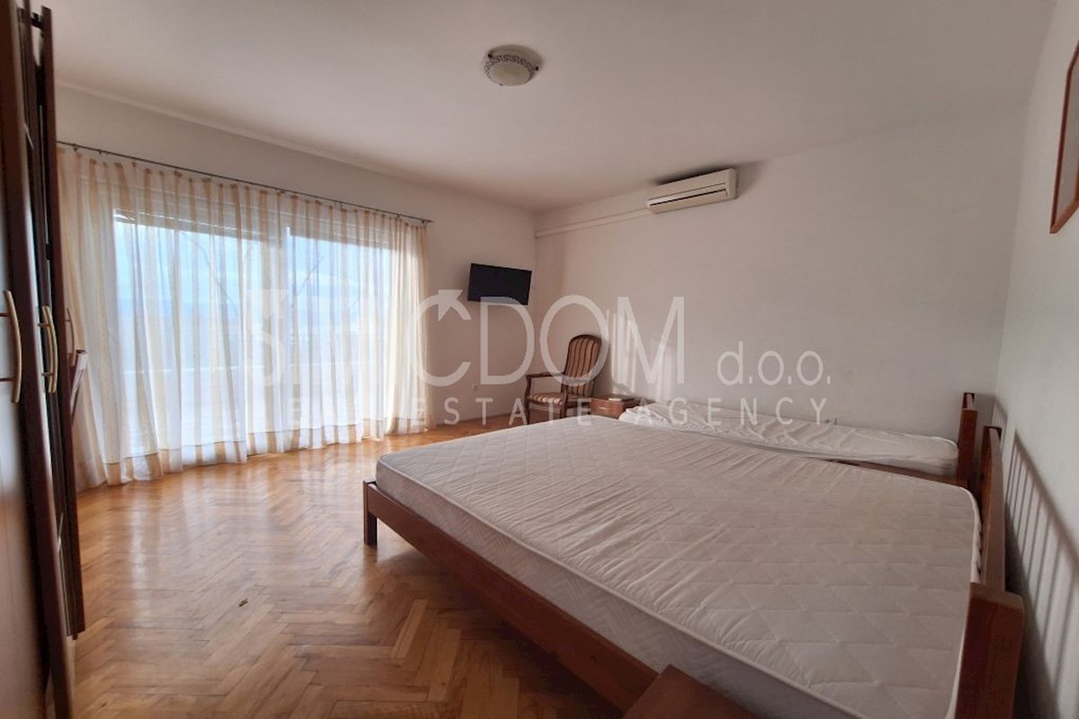 Apartmajska hiša 110 m od morja, Duće