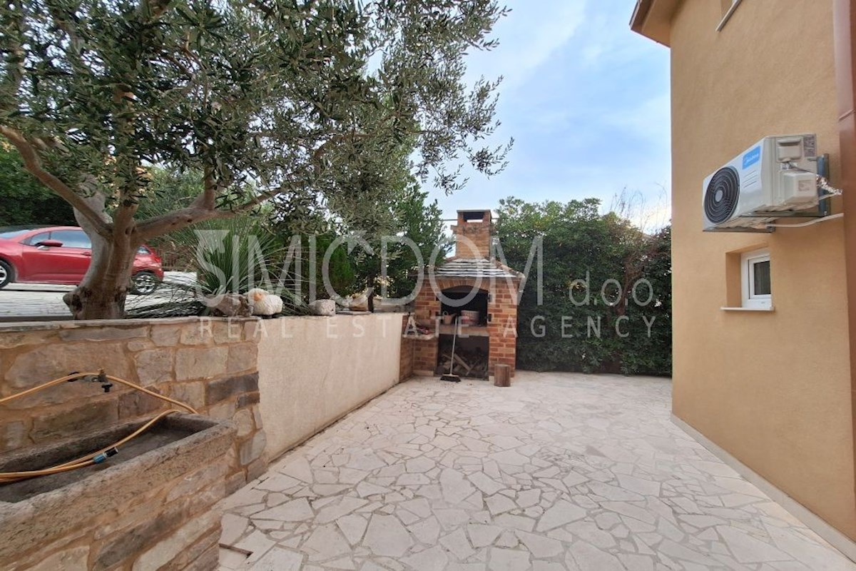 Apartmajska hiša 110 m od morja, Duće