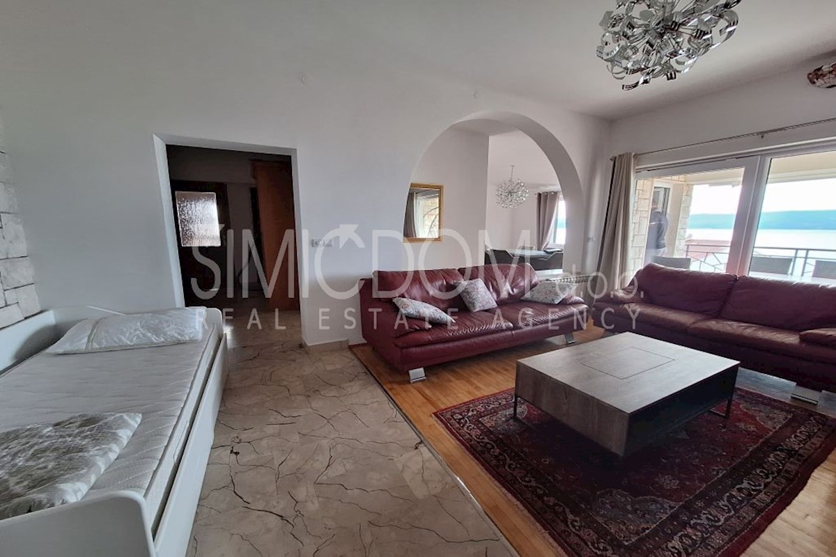 Apartmajska hiša 110 m od morja, Duće