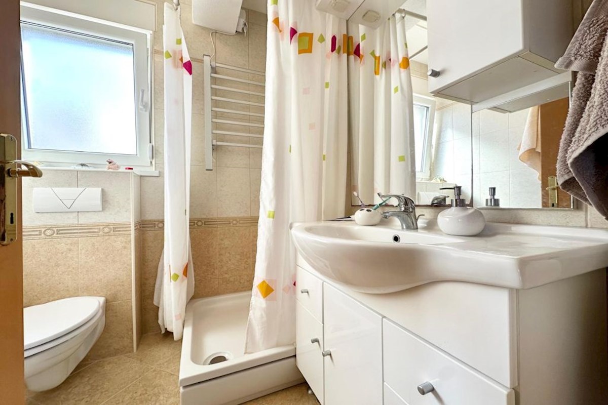 Opremljeno enosobno stanovanje v bližini plaže, Čiovo