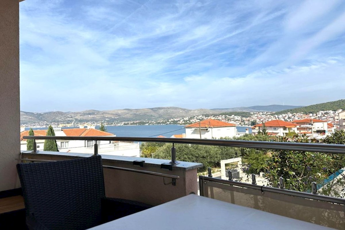 Opremljeno enosobno stanovanje v bližini plaže, Čiovo