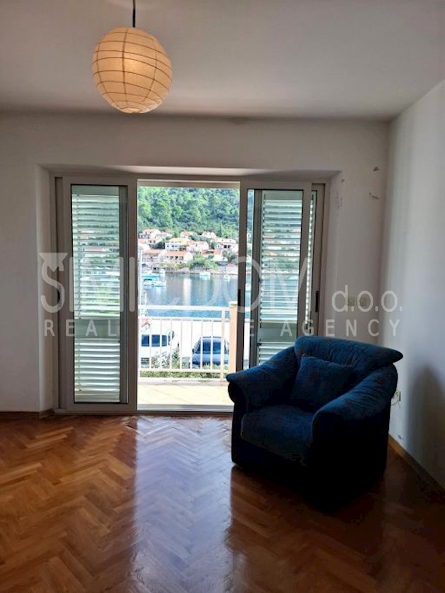 Hiša ob morju, Korčula