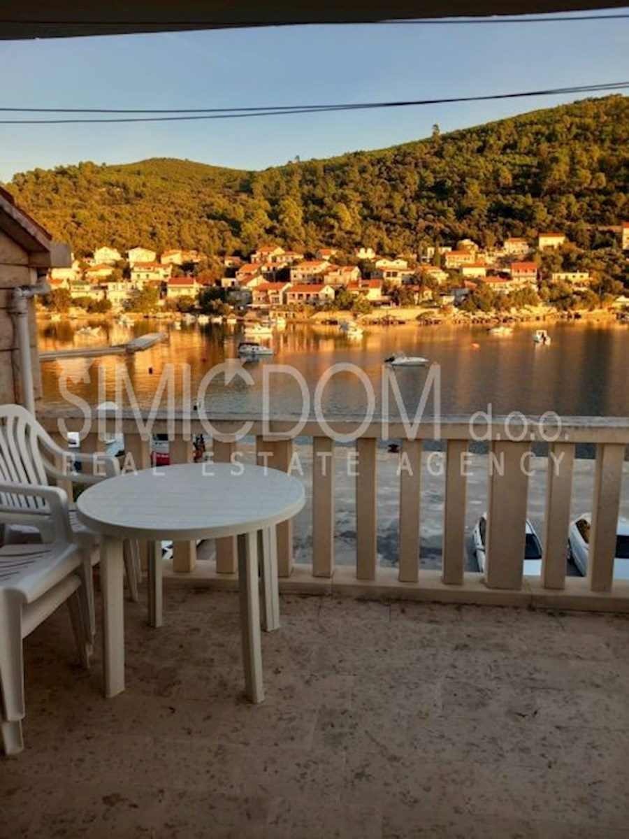 Hiša ob morju, Korčula