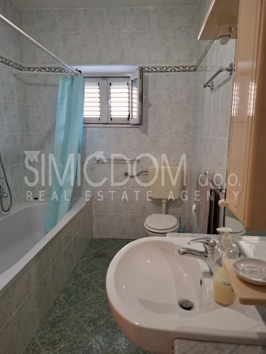 Hiša ob morju, Korčula