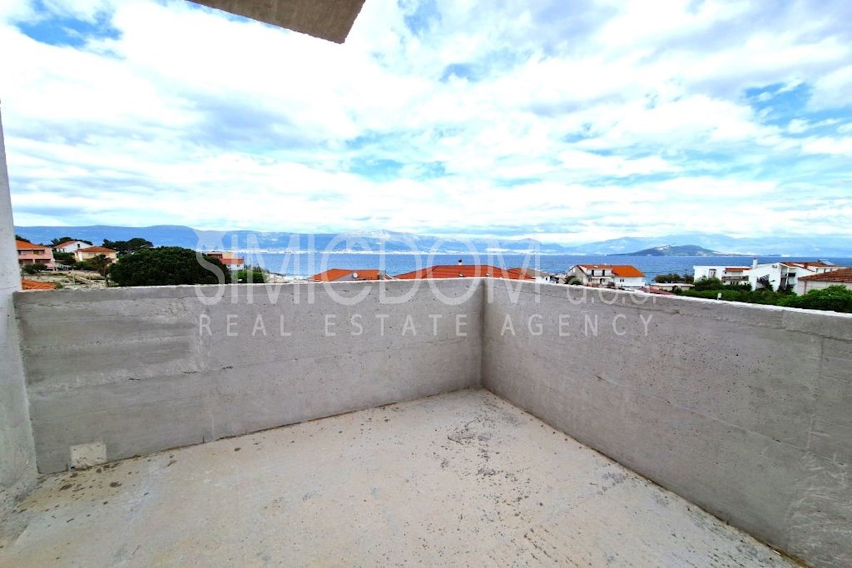 Penthouse stanovanje le nekaj korakov od plaže, Čiovo