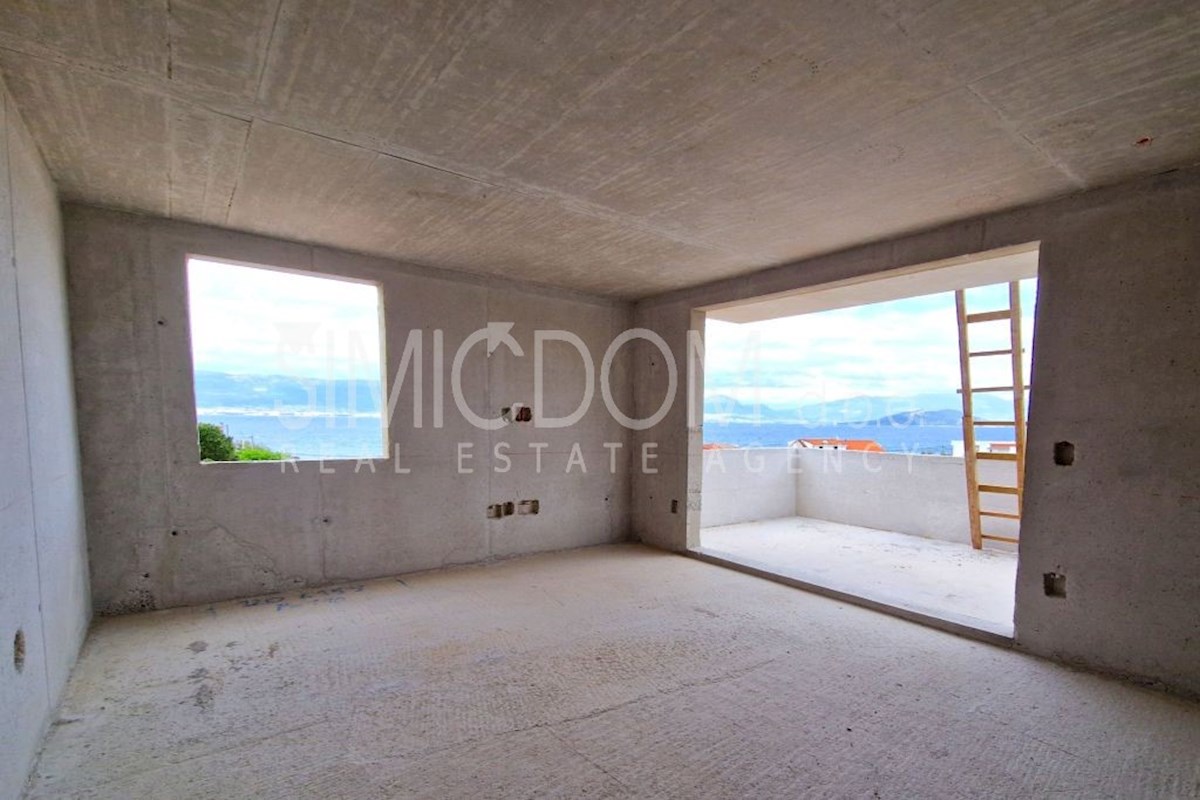 Penthouse stanovanje le nekaj korakov od plaže, Čiovo