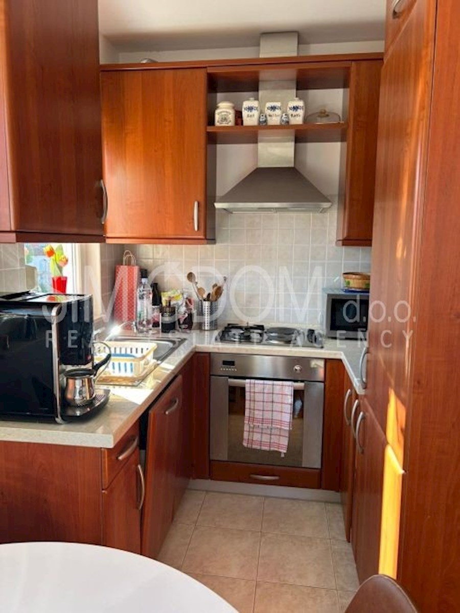 Opremljeno stanovanje 150 m od plaže, Čiovo