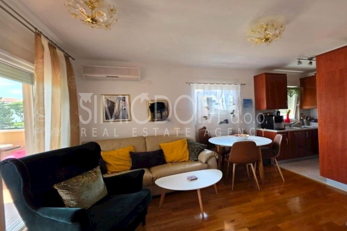 Opremljeno stanovanje 150 m od plaže, Čiovo