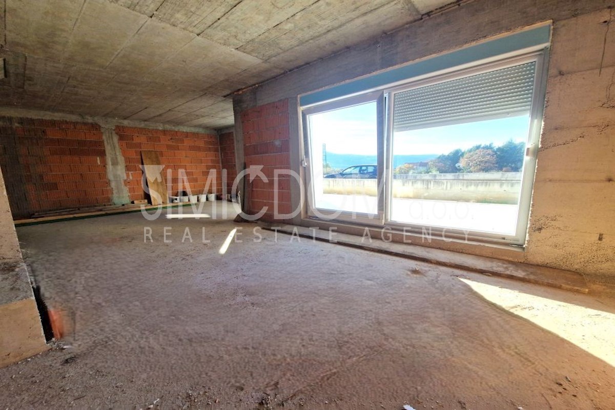 Samostojna hiša v gradnji, v bližini Trogirja