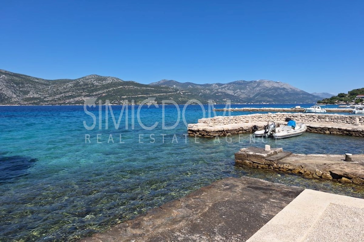Kuća 150m od mora, Korčula