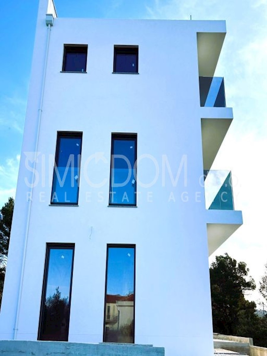 Čudovit apartma s pogledom na morje, Primošten