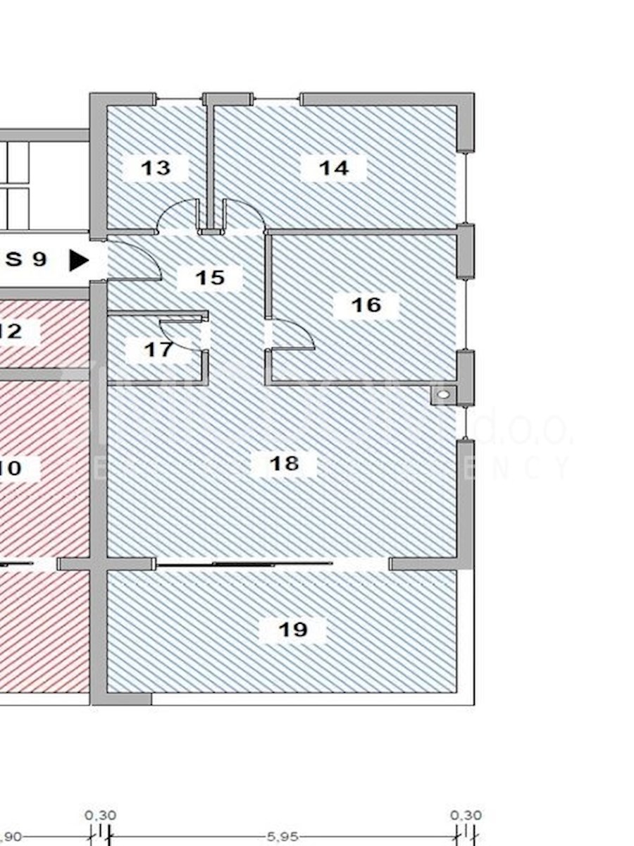 Dvosobno stanovanje s pogledom na morje v bližini plaže, Srima