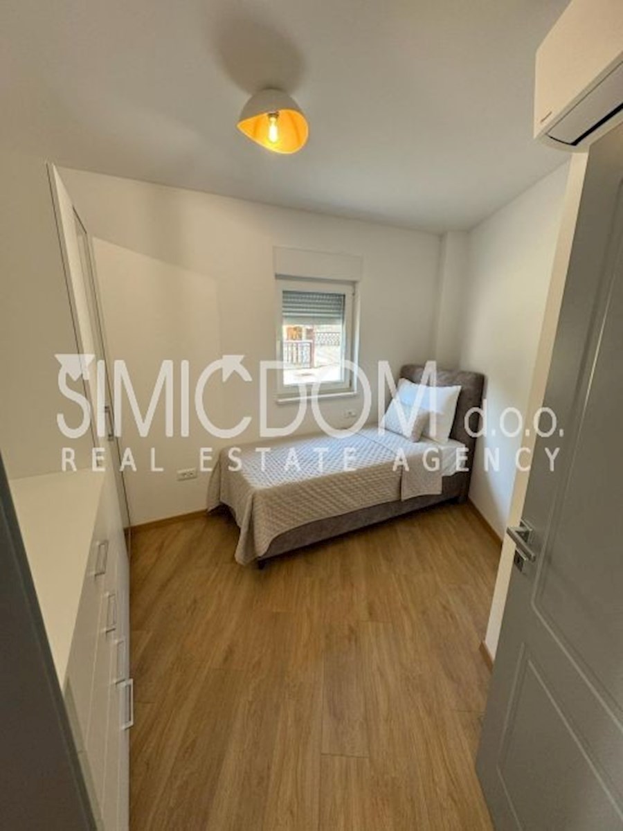 Opremljeno in opremljeno stanovanje, Baška Voda