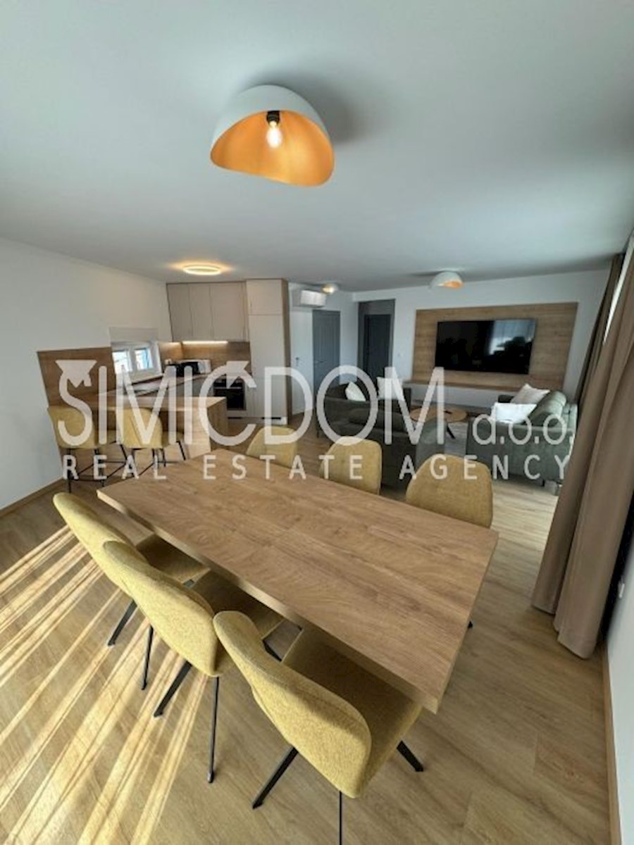 Opremljeno in opremljeno stanovanje, Baška Voda