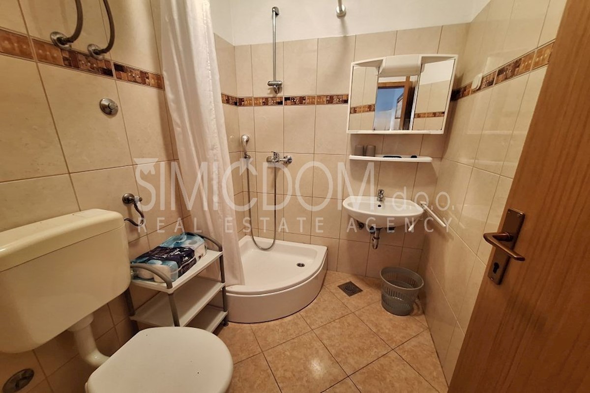 Stanovanjska hiša v bližini plaže, Makarska riviera