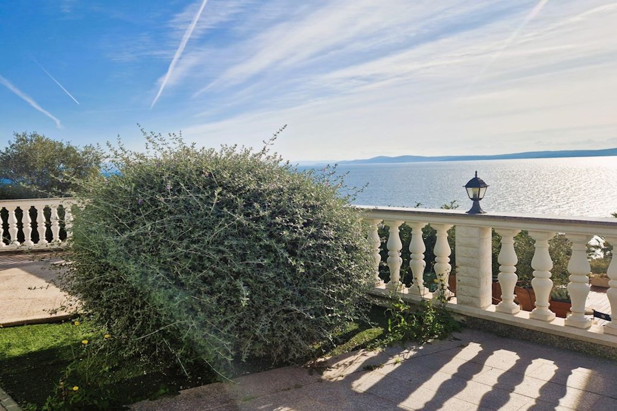 Samostojna opremljena hiša v bližini morja, Čiovo