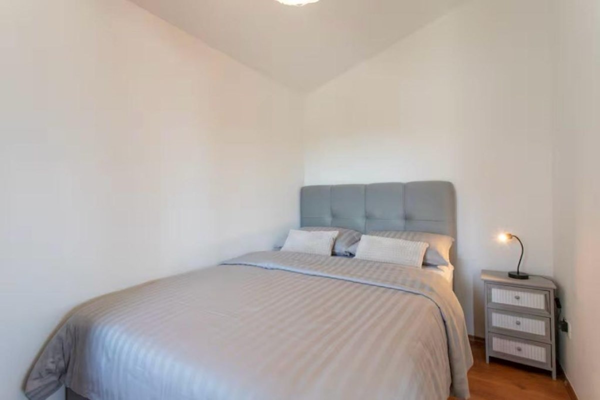 Samostojna opremljena hiša v bližini morja, Čiovo