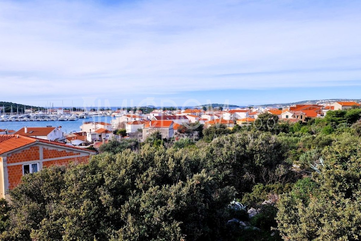 Apartmaji na atraktivni lokaciji z razgledom, Rogoznica